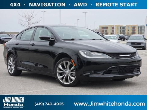 Used 2015 Chrysler 200 S w/ Navigation & Sound Group I image 1