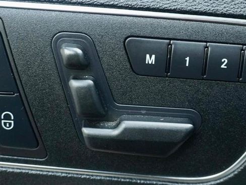 Used 2012 Mercedes-Benz E 350 4MATIC Sedan image 34