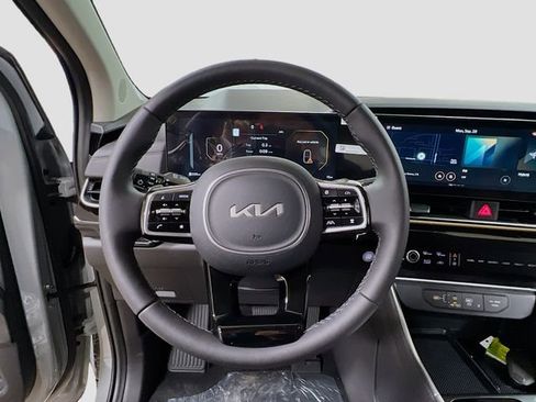 New 2026 Kia Carnival SX Prestige image 11