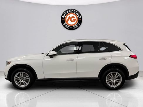 Used 2023 Mercedes-Benz GLC 300 4MATIC image 4