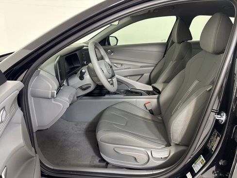 New 2026 Hyundai Elantra Sport FWD image 15