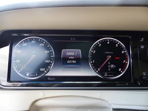 Used 2016 Mercedes-Benz S 550 4MATIC Sedan image 25