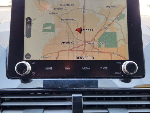 Used 2022 Mitsubishi Eclipse Cross FWD image 12