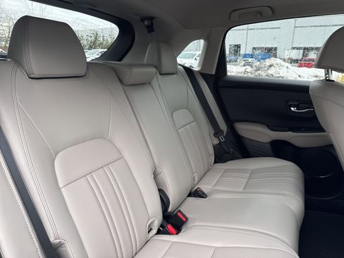 Used 2024 Honda HR-V EX-L image 14