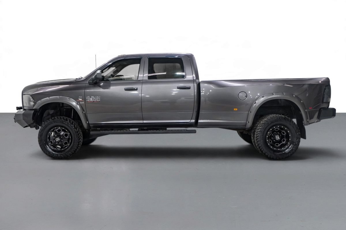 Used 2015 RAM 3500 Tradesman w/ Chrome Appearance Group AWD/4WD image 9