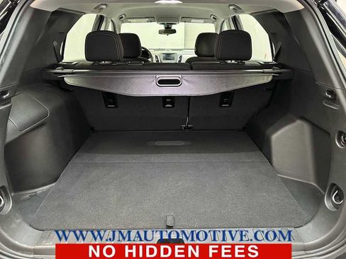 Used 2021 Chevrolet Equinox LS image 15