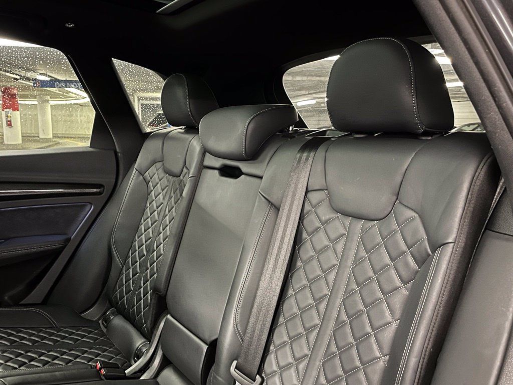 Used 2019 Audi SQ5 Premium Plus w/ Premium Plus Package AWD/4WD image 21