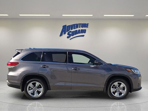 Used 2019 Toyota Highlander Limited image 7