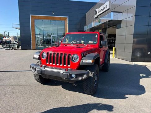 Used 2021 Jeep Wrangler Rubicon w/ Cold Weather Group AWD/4WD image 3