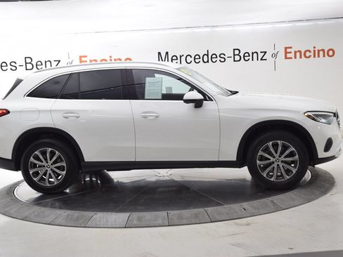 Certified 2024 Mercedes-Benz GLC 300 image 7