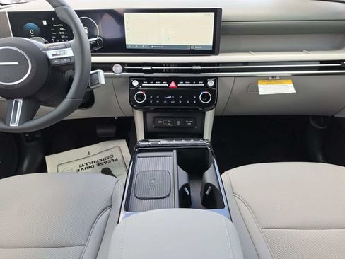 New 2026 Hyundai Tucson Limited FWD image 34