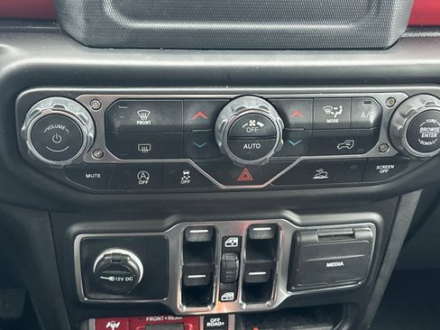 Used 2021 Jeep Wrangler Unlimited Rubicon image 27