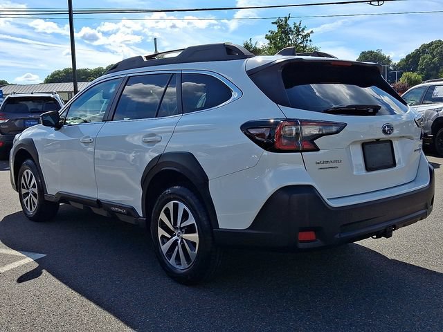 Used 2025 Subaru Outback Premium AWD/4WD image 4