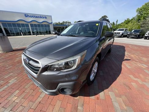 Used 2019 Subaru Outback 2.5i AWD/4WD image 24