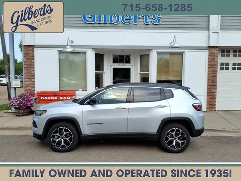 Used 2025 Jeep Compass Limited AWD/4WD image 1