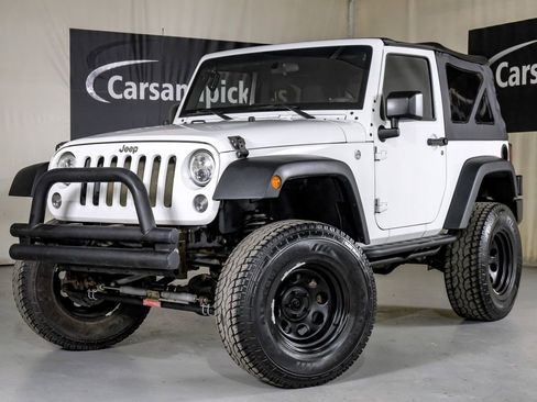 Used 2018 Jeep Wrangler Sport image 4