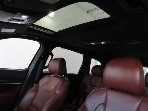 Used 2023 Kia Telluride EX image 16