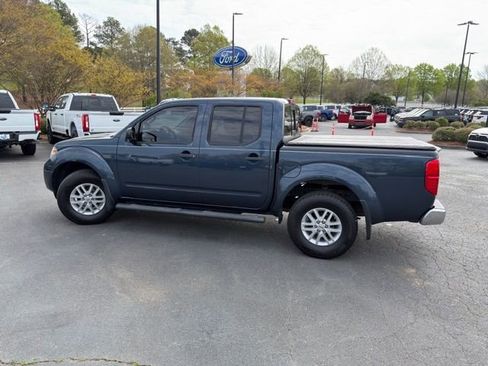 Used 2015 Nissan Frontier SV w/ SV Value Truck Package image 11