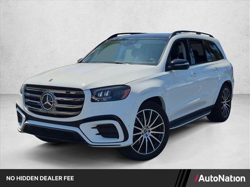 Used 2024 Mercedes-Benz GLS 580 4MATIC image 1