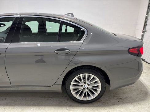 Used 2022 BMW 530i xDrive 530i xDrive w/ Premium Package image 6