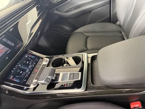 Certified 2023 Audi Q7 2.0T Premium Plus w/ Convenience Package AWD/4WD image 18