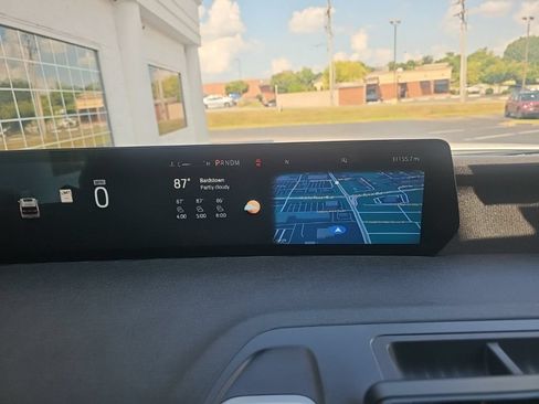 Used 2025 Ford Expedition Active AWD/4WD image 17
