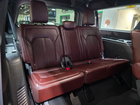 Used 2024 Ford Expedition Max Limited image 25