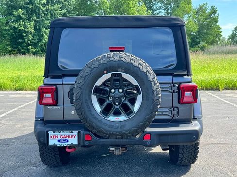 Used 2018 Jeep Wrangler Rubicon AWD/4WD image 10