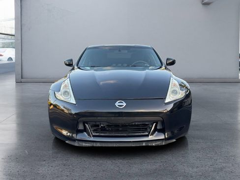 Used 2010 Nissan 370Z Touring w/ Sport Pkg image 5
