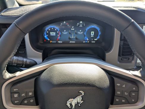 New 2025 Ford Bronco Outer Banks w/ Sasquatch Package image 29