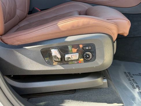 Used 2025 BMW X5 xDrive40i AWD/4WD image 35
