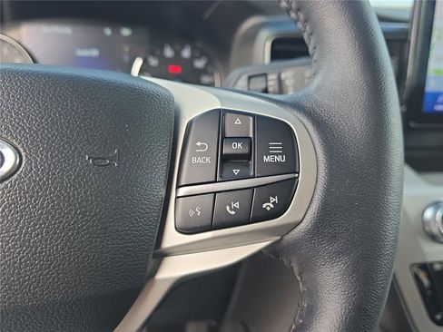Used 2023 Ford Explorer XLT w/ Equipment Group 202A image 30