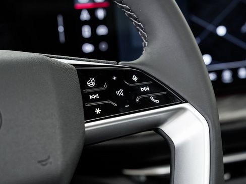 New 2025 Audi Q5 Premium Plus image 15