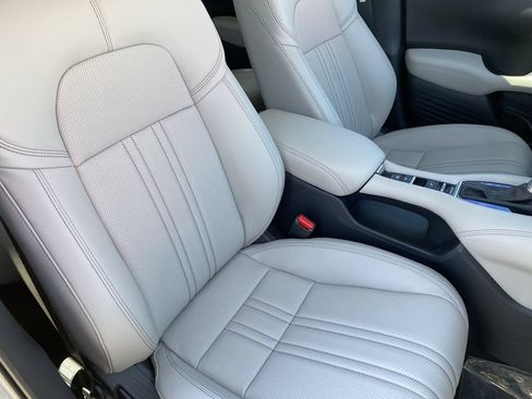 Used 2027 Honda HR-V EX-L image 15