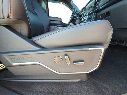 Used 2025 Ford F150 Raptor AWD/4WD image 19