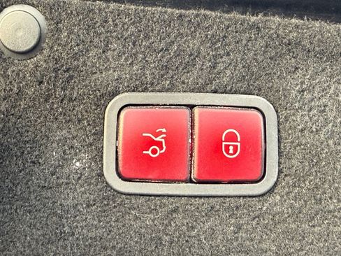 Used 2016 Mercedes-Benz Maybach S 600 image 12