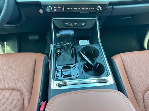 New 2026 Kia Carnival SX FWD image 31