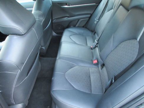 Used 2024 Toyota Camry XSE FWD image 13