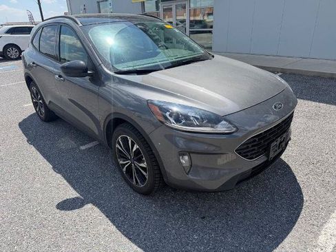 Certified 2022 Ford Escape SEL w/ SEL Stealth AWD Package image 2
