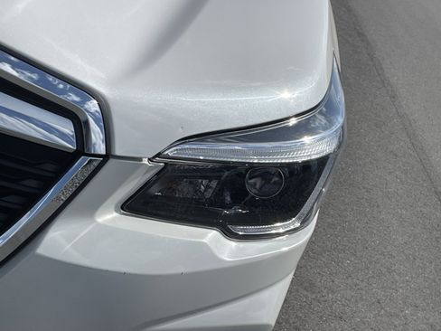 Certified 2021 Subaru Forester Touring AWD/4WD image 10