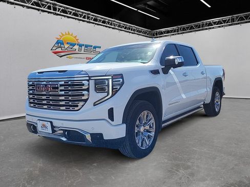 Used 2023 GMC Sierra 1500 Denali w/ Technology Package AWD/4WD image 1