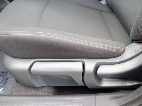 Used 2024 Nissan Rogue S image 43