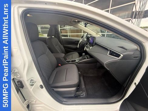 Used 2024 Toyota Corolla LE FWD image 10