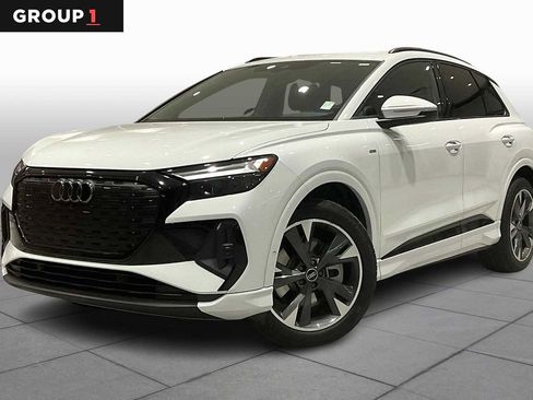 Used 2024 Audi Q4 e-tron Premium Plus image 1