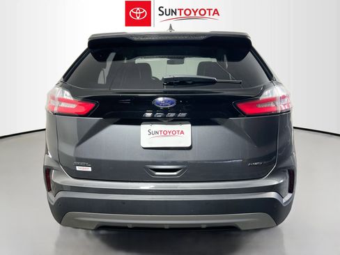 Used 2024 Ford Edge SEL image 5