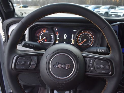 Used 2024 Jeep Wrangler Sport S image 26