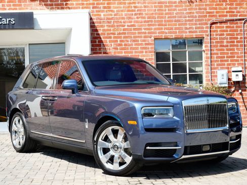 Used 2023 Rolls-Royce Cullinan w/ Cullinan Package AWD/4WD image 20