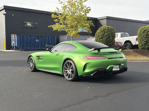 Used 2018 Mercedes-Benz AMG GT R image 13