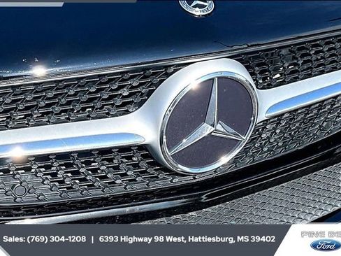 Used 2023 Mercedes-Benz CLA 250 image 21