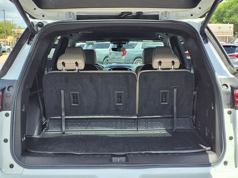 Certified 2023 Chevrolet Traverse Premier FWD image 6